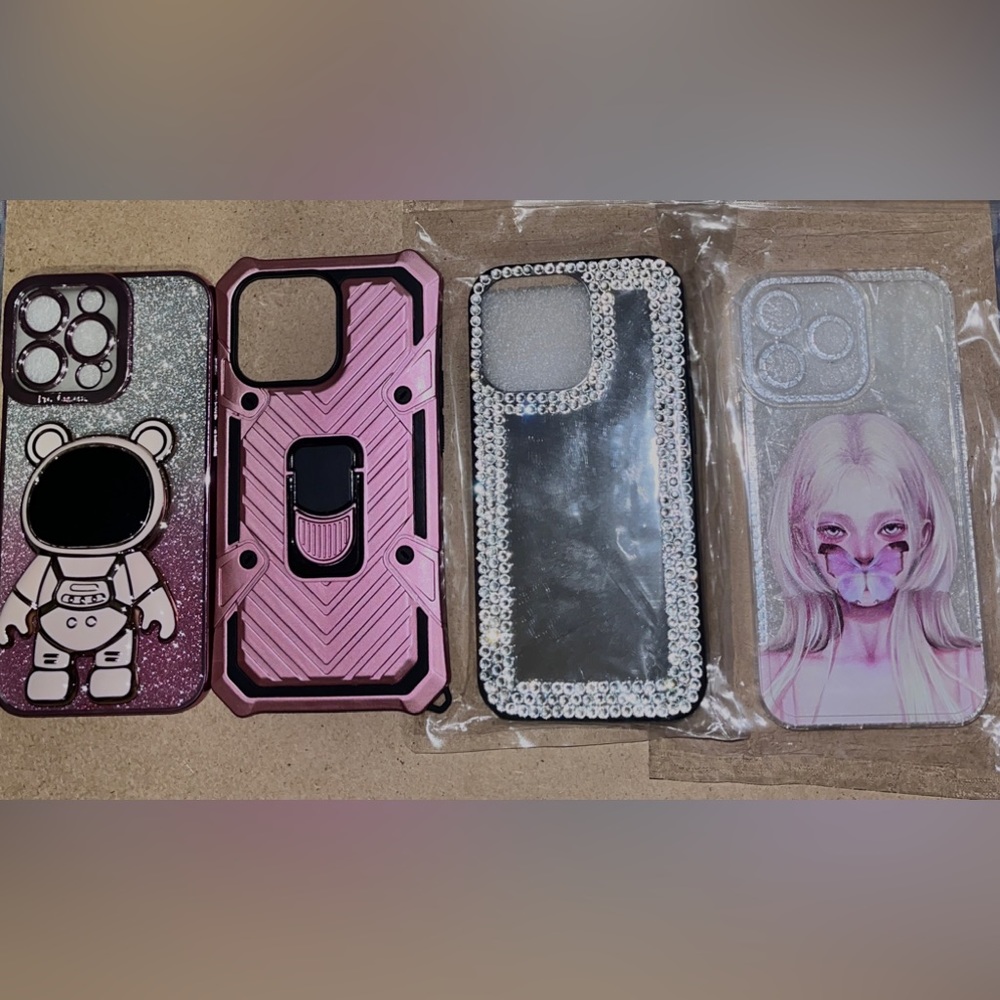 4 iPhone 13 Pro cases